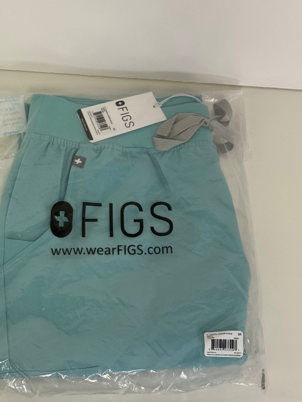 FIGS Zamora Jogger Scrub Pants Women's Small Regular Sea Glass NWT FIONx - Picture 5 of 11